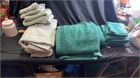Light green 2 towels, 2 hand towels 3 wash Dark