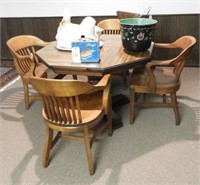 Lot #3382 - Contemporary Pine breakfast table