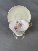 Shelley Gainsborough Teacup Saucer Cottage Flowers