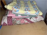 Various vintage blankets
