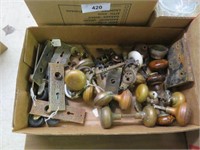 BOX - VINTAGE DOOR KNOBS AND CASTERS