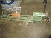 Central Machinery 14"x40" wood lathe w/7" disc