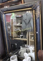 DECORATIVE MIRROR