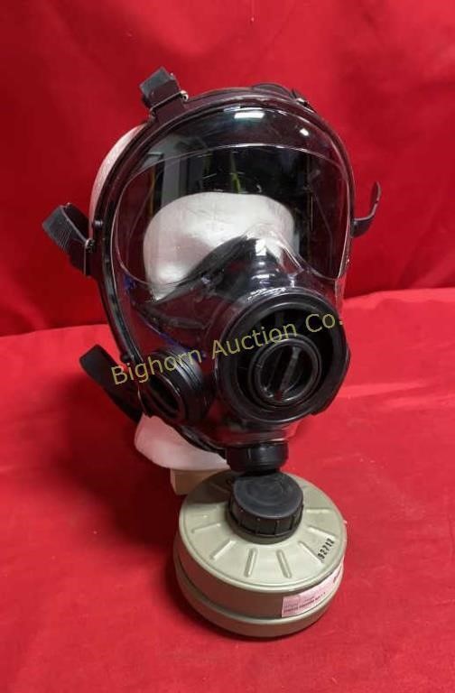 SGE 400/3  Gas Mask w/ 1 Filter