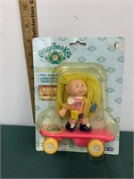 1997 CABBAGE PATCH KIDS SKATEBOARD FIGURE NIP