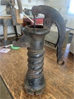 14" cast iron pitcher pump