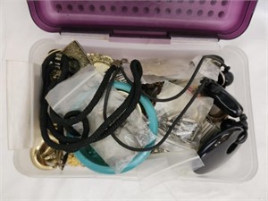 Estate Lot of Jewelry and Jewelry Pieces