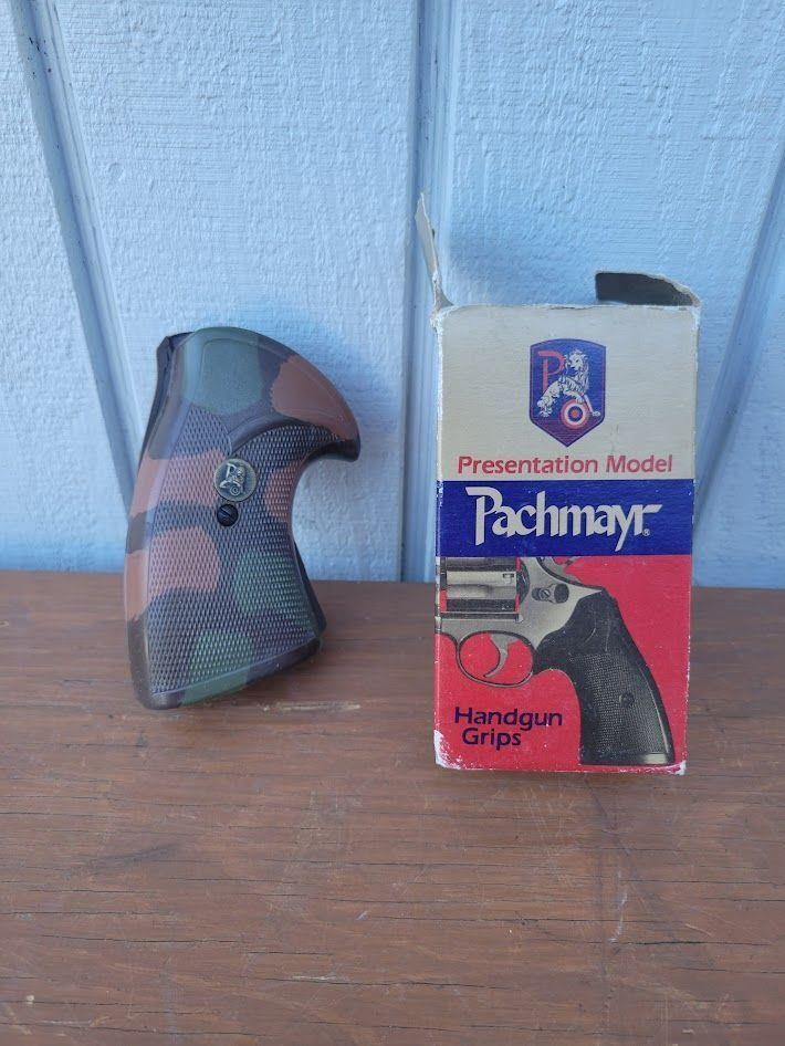 PACHMAYR Handgun Grip Model Red Hawk