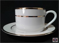 Gold coffee cup and saucer (11)