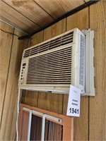 Zenith Window Unit Air Conditioner