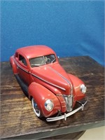 1940 Ford Deluxe coupe dycast collectible car