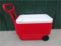 Igloo Wheelie-Cool Red Cooler