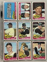 (25) 1965 TOPPS PITTSBURGH PIRATES CARDS