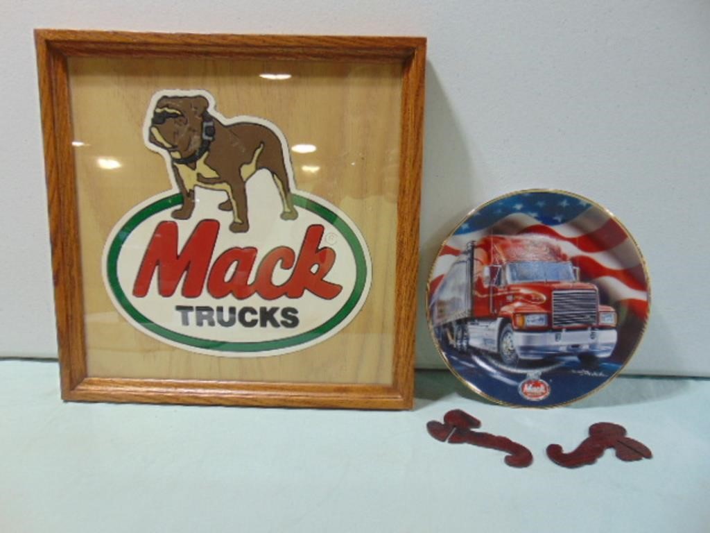 Mack plate and Wood wall hanger