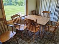 Kitchen table & 6 chairs 

Approximately 47in x