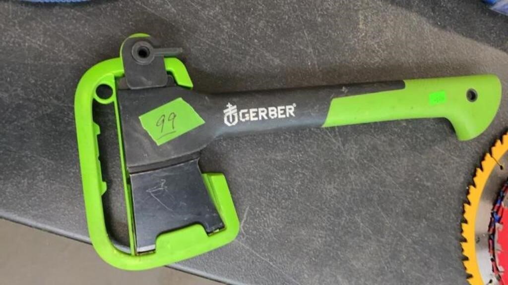 GERBER HATCHET