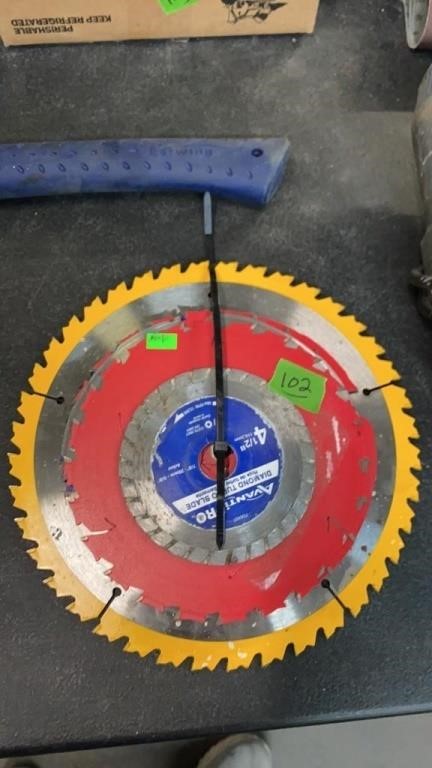 GROUP OF SAW BLADES, MOSTLY NEW