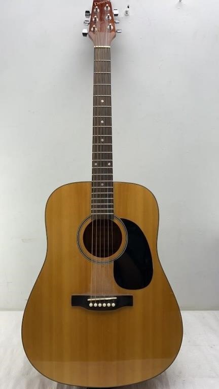 DD44S Denver guitar 41in with guitar bag