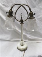 VINTAGE DOUBLE GLOBE BEDSIDE LAMP WITH MARBLE