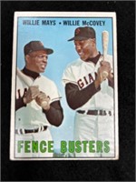 (Willie Mays / Willie McCovey) 1967 Topps