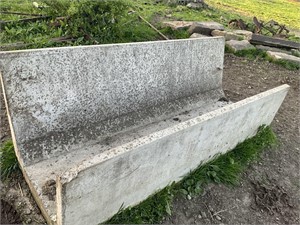Concrete cattle “J” bunk type feeder