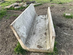 Concrete “J” bunk cattle feeder