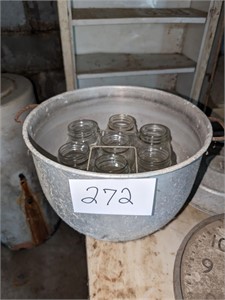 Canning Pot w/ Mason Jars