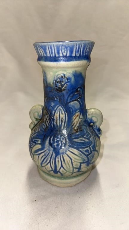 Vintage Pottery - Vase | Live and Online Auctions on HiBid.com