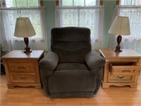2- Broyhill End Tables, 2 -Lamps, 1-Recliner dr