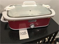 Red Crock Pot Cooker