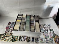APPROX 4,200  ASSORTED BASEBALL CARDS