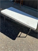 4' x 2' Portable Table