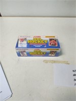 1990 SCORE HOCKEY  COLLECTORS SET SEALED BOX