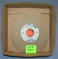 Mixed group of vintage 45 RPM records