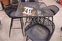 Patio Tall Table w/ 4 Chairs 37"T X 33" X 33"
