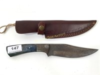 Handmade Damascus knife with sheath