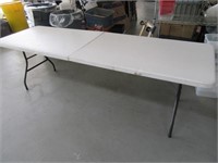 Poly 8' Dual-Fold Folding Table B