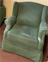 Green Plush Chair. Good Condition