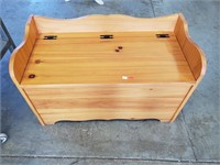 Wooden Chest/Bench