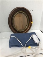 Oval Wooden Frame & Heating Pad