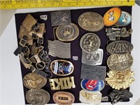 Lot of vintage belt buckles and some brass "Caterp