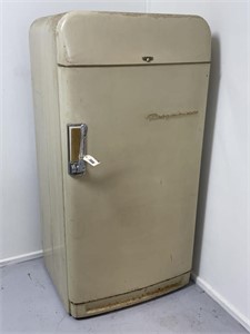 1950’s Vintage Frigidaire Refrigerator Made by