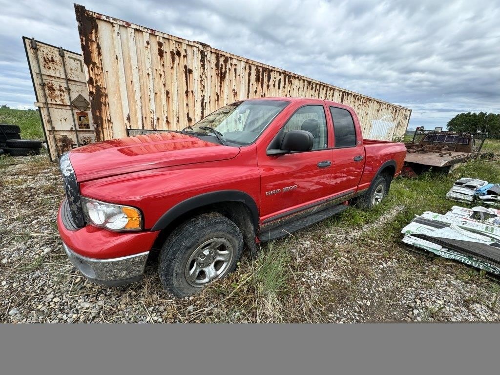 2002 Dodge Ram 1500 Red - Parts Truck