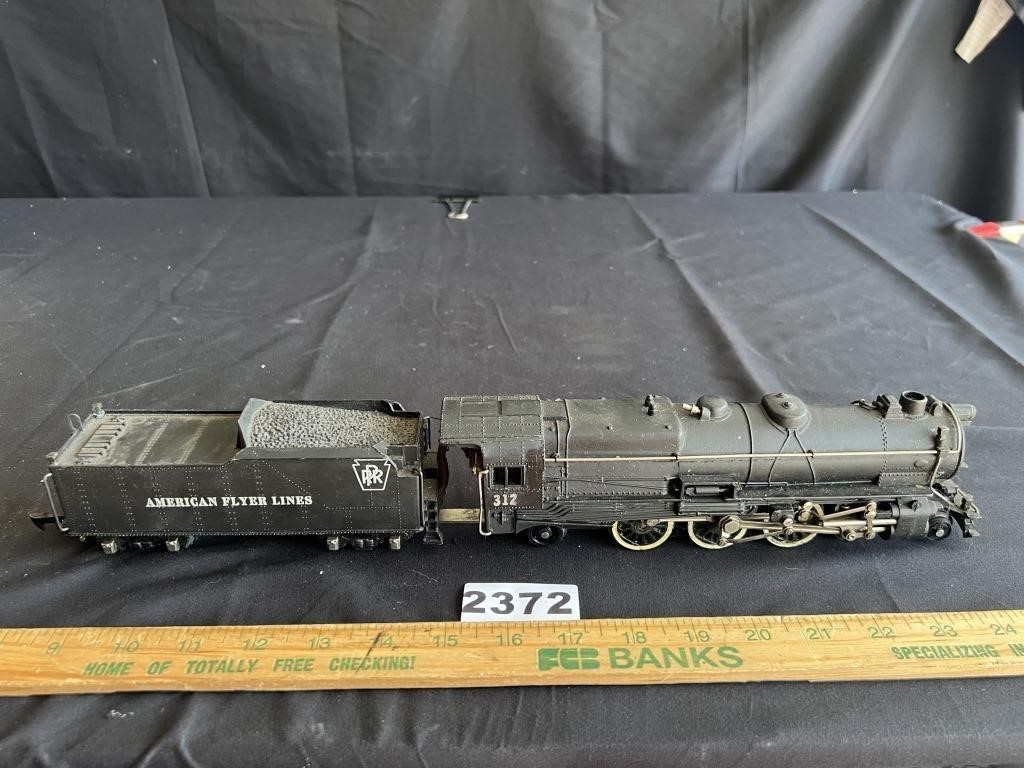 Antique American Flyer 312 Locomotive & Tender