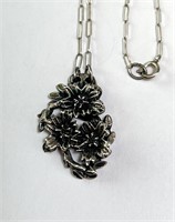 Vintage Sterling Flower 15" Necklace 7-Grams