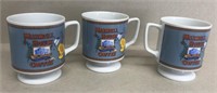 Maxwell house coffee cups one has a chip