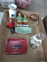 Assortment of small metal trays approx 7 in x