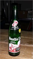 Vintage 1960s Mountain Dew bottle