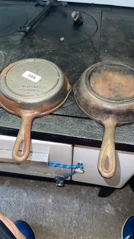 2 skillets