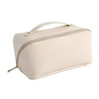 NEW! Portable Travel Make-Up Bag. Cream.